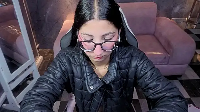 Sophie jones b online show from February 28, 2026, 12:50 pm