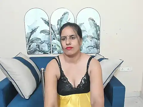 Snapshot of sara_conorr chatting on June 4, 2026, 9:48 am sara conorr online show from June 4, 2026, 9:48 am