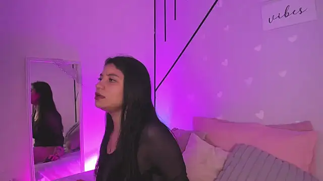 DahliaCielo online show from March 4, 2026, 12:33 pm