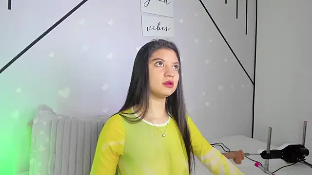 DahliaCielo online show from March 14, 2026, 12:43 pm