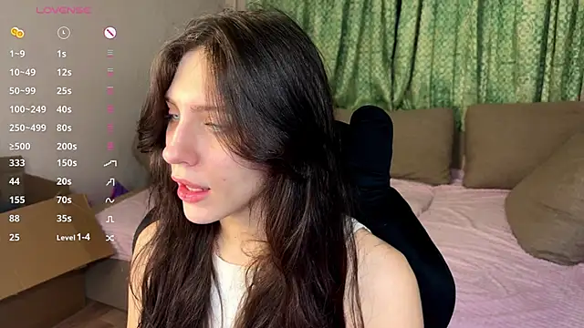 Snapshot of lunawho chatting on May 21, 2026, 9:44 pm lunawho online show from May 21, 2026, 9:44 pm
