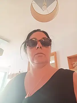 pulpeuse64 online show from June 29, 2026, 10:15 am