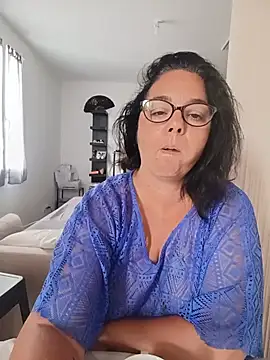 pulpeuse64 online show from July 8, 2026, 7:35 am