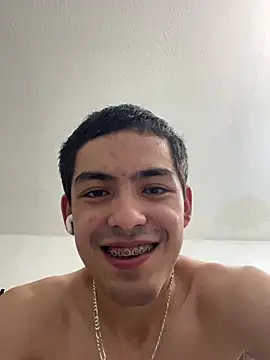 Tupapi696969q online show from April 25, 2026, 4:59 am