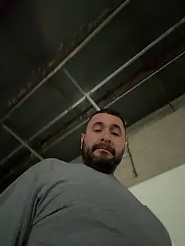 yolanda339 online show from March 1, 2026, 12:29 pm