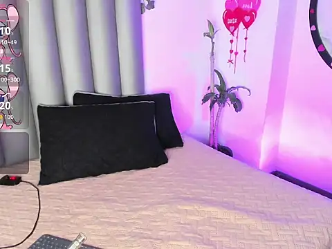 Miaa-Foxx online show from March 16, 2026, 8:24 pm