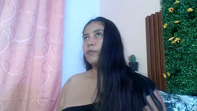 calimasalas2 online show from February 9, 2026, 12:36 am