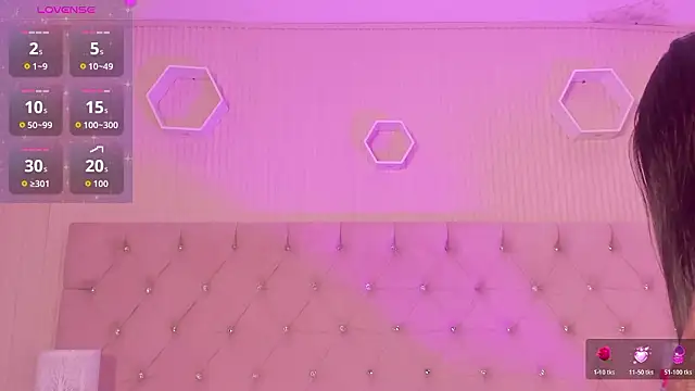 JazminRusso  online show from February 17, 2026, 5:37 am