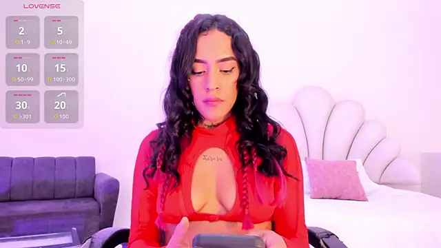 Snapshot of JazminRusso_ chatting on July 24, 2026, 4:21 am JazminRusso online show from July 24, 2026, 4:21 am