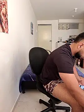 KLEYTON33 online show from March 17, 2026, 3:26 pm