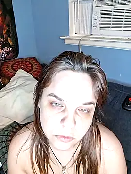 Snapshot of YourGirl247365 chatting on April 16, 2026, 4:35 am YourGirl247365 online show from April 16, 2026, 4:35 am