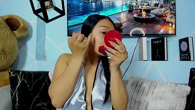 amy noa online show from April 30, 2026, 1:01 am