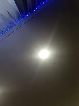 ValerieFisher online show from March 13, 2026, 1:18 pm