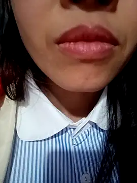 Hana-love2026 online show from March 12, 2026, 5:13 am