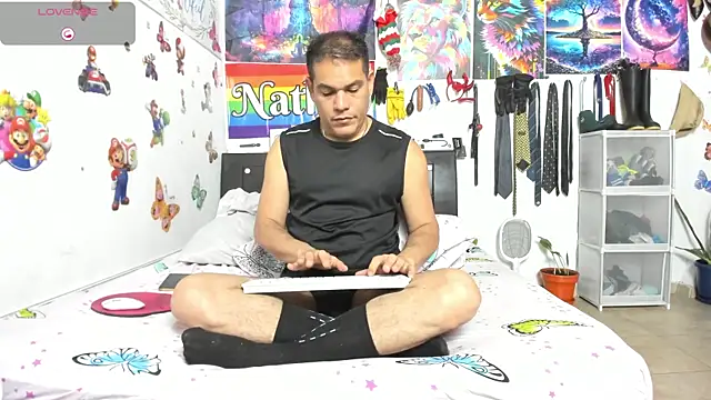 nathannathaniel online show from June 19, 2026, 4:17 am