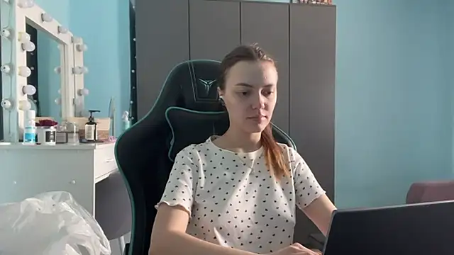 AndreeMerryman online show from February 21, 2026, 2:12 am