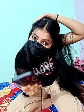 18 year old girl online show from April 27, 2026, 2:53 am