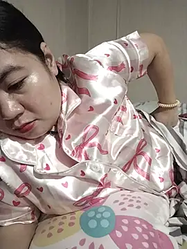 Snapshot of Zyramae_25 chatting on May 9, 2026, 9:20 pm Zyramae 25 online show from May 9, 2026, 9:20 pm