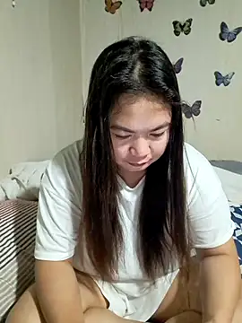 Zyramae 25 online show from July 19, 2026, 4:22 pm