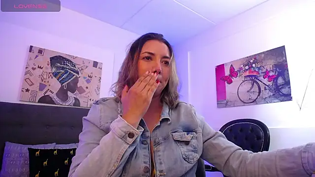 milfsecret69 online show from June 18, 2026, 10:52 am