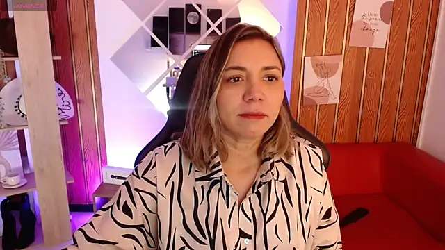 milfsecret69 online show from July 7, 2026, 11:14 am