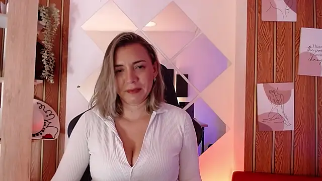 milfsecret69 online show from July 17, 2026, 10:44 am