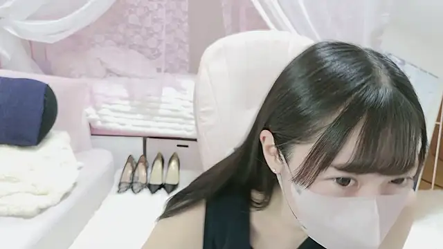 MOE o0 online show from May 1, 2026, 9:14 am