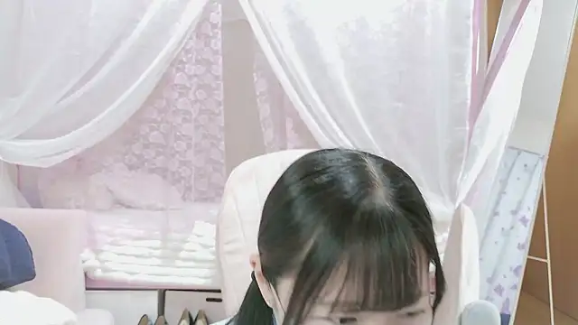 MOE o0 online show from May 3, 2026, 9:15 am