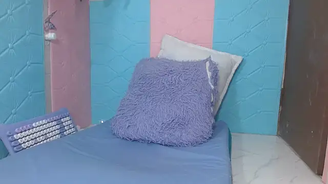 Snapshot of Nazlyy chatting on July 2, 2026, 3:23 am Nazlyy online show from July 2, 2026, 3:23 am