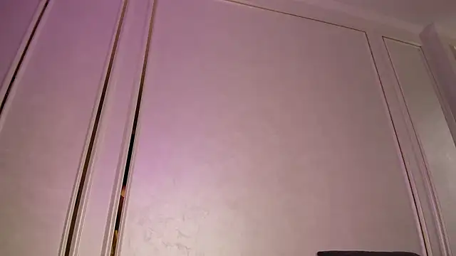 jjasleen0 online show from March 1, 2026, 4:14 am