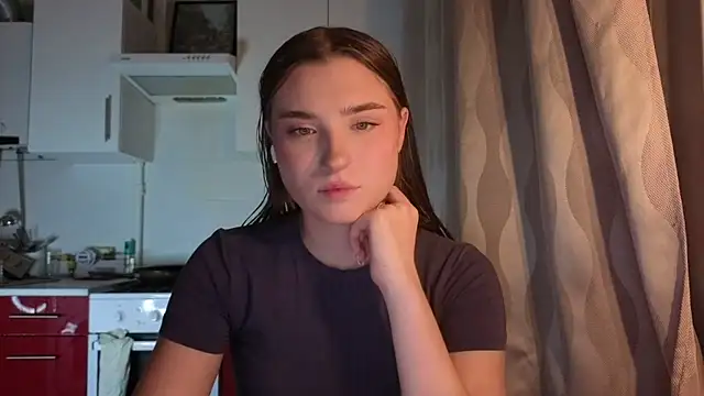 Snapshot of LissaBliss chatting on June 23, 2026, 6:50 pm LissaBliss online show from June 23, 2026, 6:50 pm