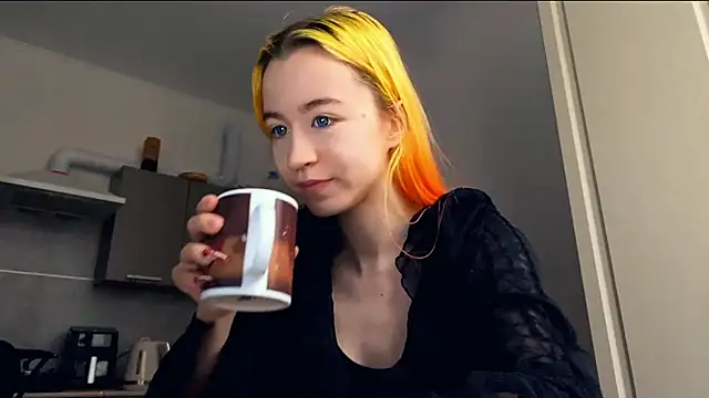 EmilyHein online show from March 1, 2026, 5:20 am