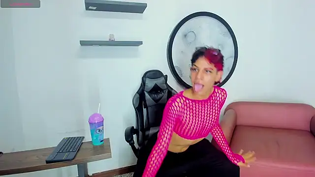 Philipp-Jones online show from February 8, 2026, 12:19 pm