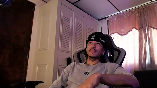 D3v1L88 online show from May 29, 2026, 6:50 pm