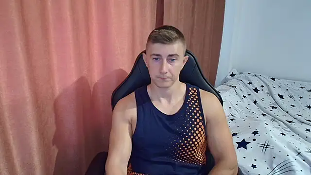 Snapshot of TodMusclePower9 chatting on April 6, 2026, 8:26 am TodMusclePower9 online show from April 6, 2026, 8:26 am