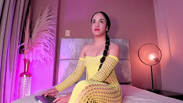 CelesteQueeen online show from April 23, 2026, 12:29 pm