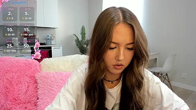 G0od girl online show from March 11, 2026, 8:42 am