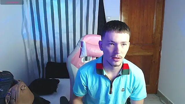 Ariana Esteban07 online show from March 13, 2026, 10:44 am