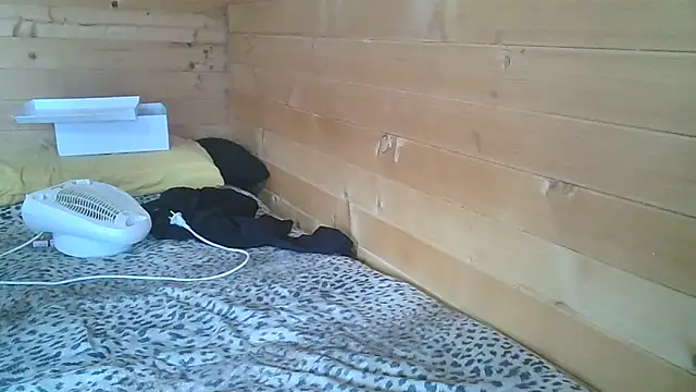 Luanatrav1 online show from March 3, 2026, 12:44 pm