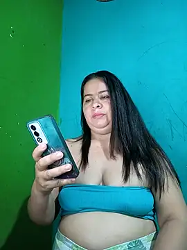 Snapshot of Diana_006 chatting on February 25, 2026, 1:10 pm Diana 006 online show from February 25, 2026, 1:10 pm