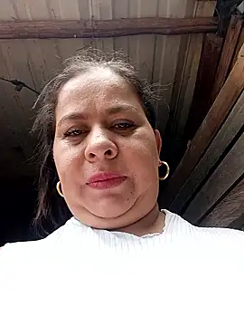 Snapshot of Diana_006 chatting on June 1, 2026, 6:42 pm Diana 006 online show from June 1, 2026, 6:42 pm