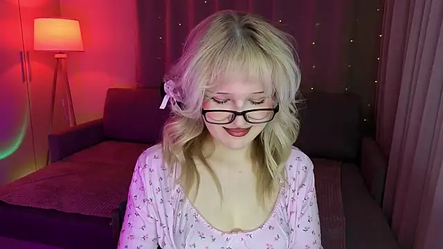 Mary Piersen online show from March 12, 2026, 11:22 pm