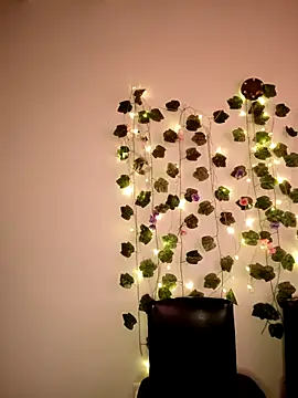 Snapshot of melly_whatson chatting on March 20, 2026, 11:37 am melly whatson online show from March 20, 2026, 11:37 am