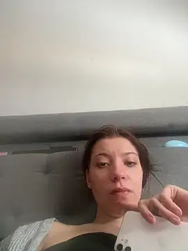 SofieKayla online show from February 13, 2026, 10:33 am