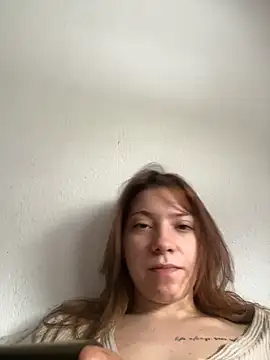 SofieKayla online show from April 13, 2026, 9:48 am