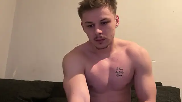 Lucas328706 online show from February 13, 2026, 10:22 am