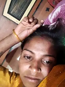 Snapshot of Gungun_thakur chatting on April 3, 2026, 6:33 am Gungun thakur online show from April 3, 2026, 6:33 am