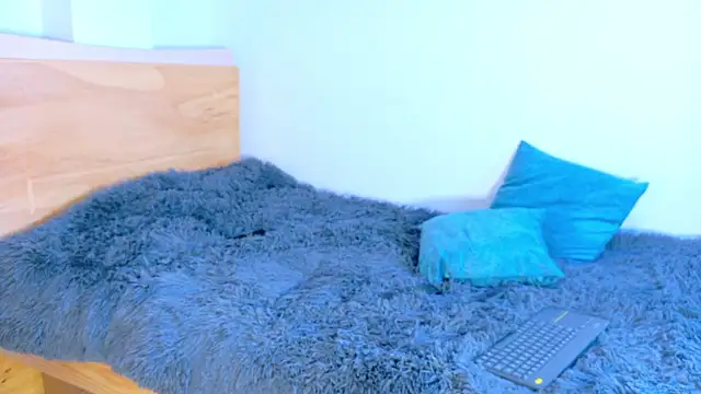 AnaisDream  online show from February 10, 2026, 7:23 am