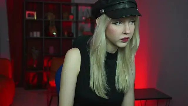 MaoqiBeverly online show from February 9, 2026, 6:34 pm