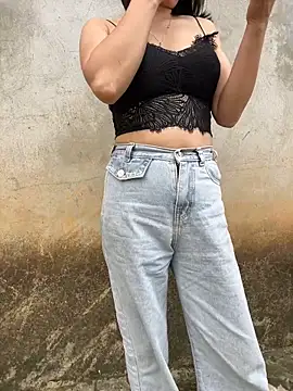 Snapshot of susin-beo chatting on March 20, 2026, 8:41 am susin-beo online show from March 20, 2026, 8:41 am